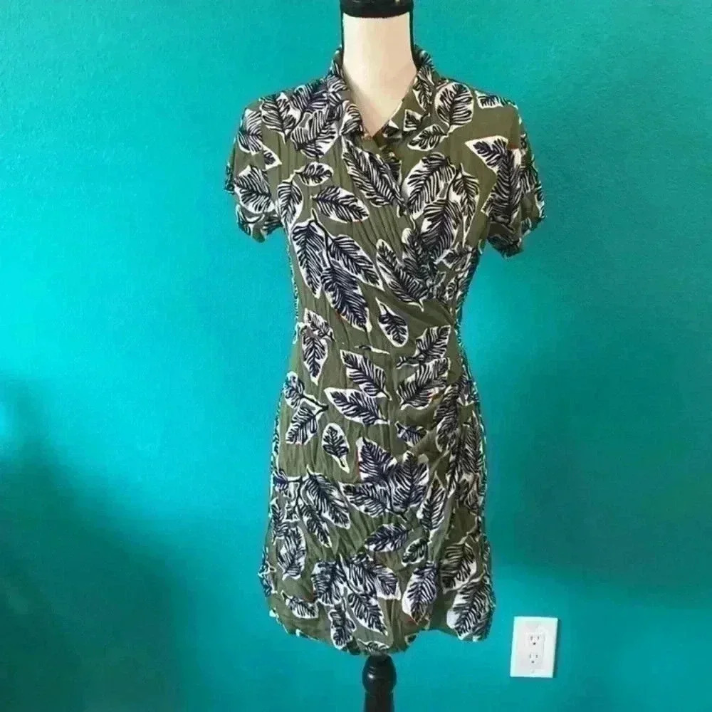 Kori america green leaf wrap dress in size small